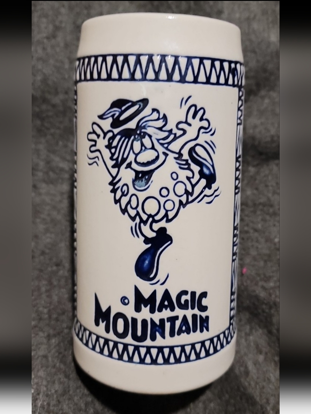 Vintage Magic Mountain Mug